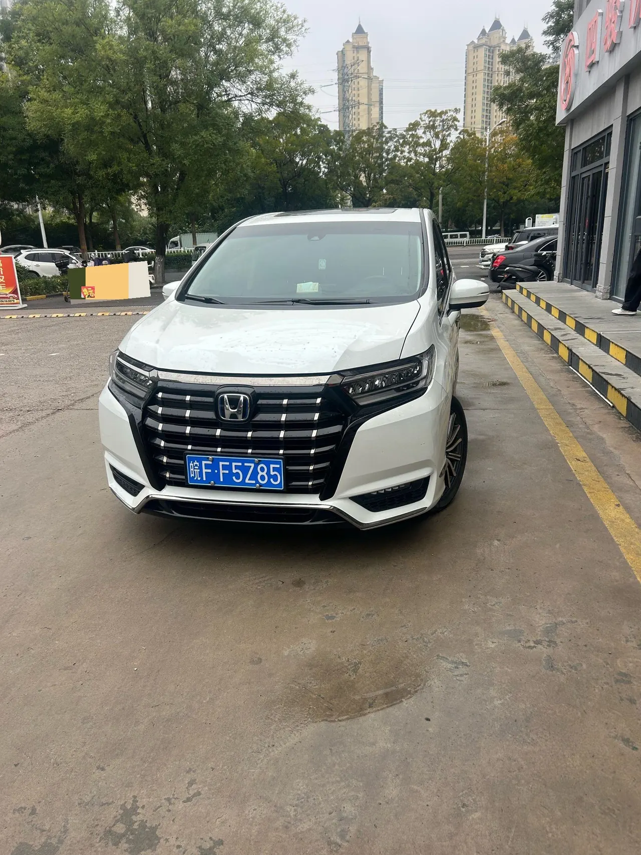 Honda 2022 Ailishen Hybrid 2.0 Stepless Deluxe First Edition Automatic Gear 2