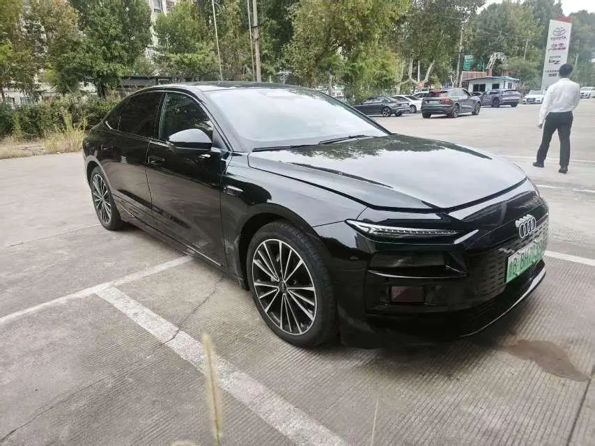 Audi 2026 A6L e-tron Starts Gan Kun Smart Driving Edition Automatic Gear 3