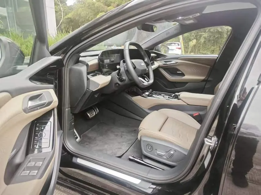 Audi 2026 A6L e-tron Starts Gan Kun Smart Driving Edition Automatic Gear 4