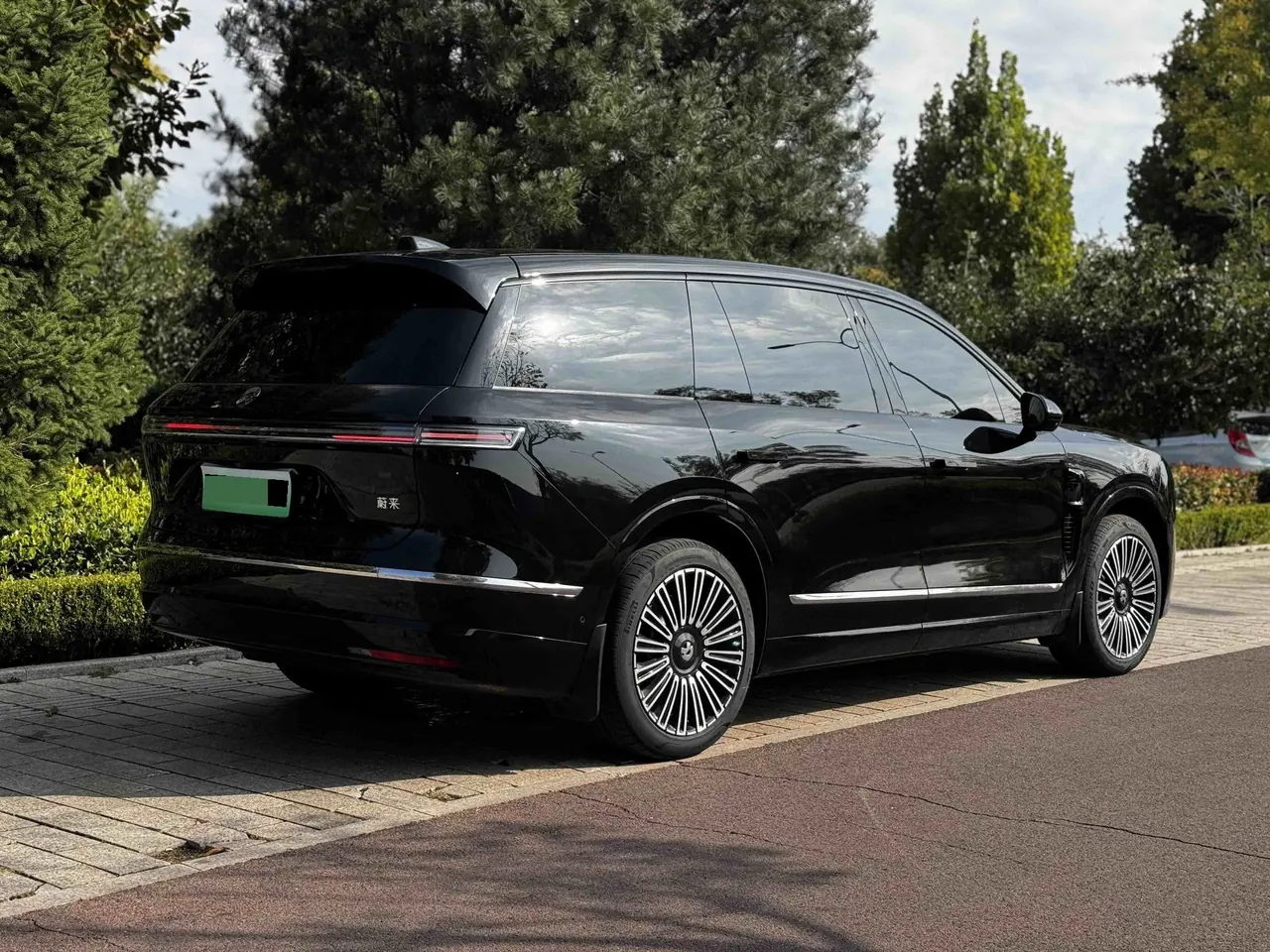 NIO 2026 ES8 6-seat executive deluxe automatic gear 6