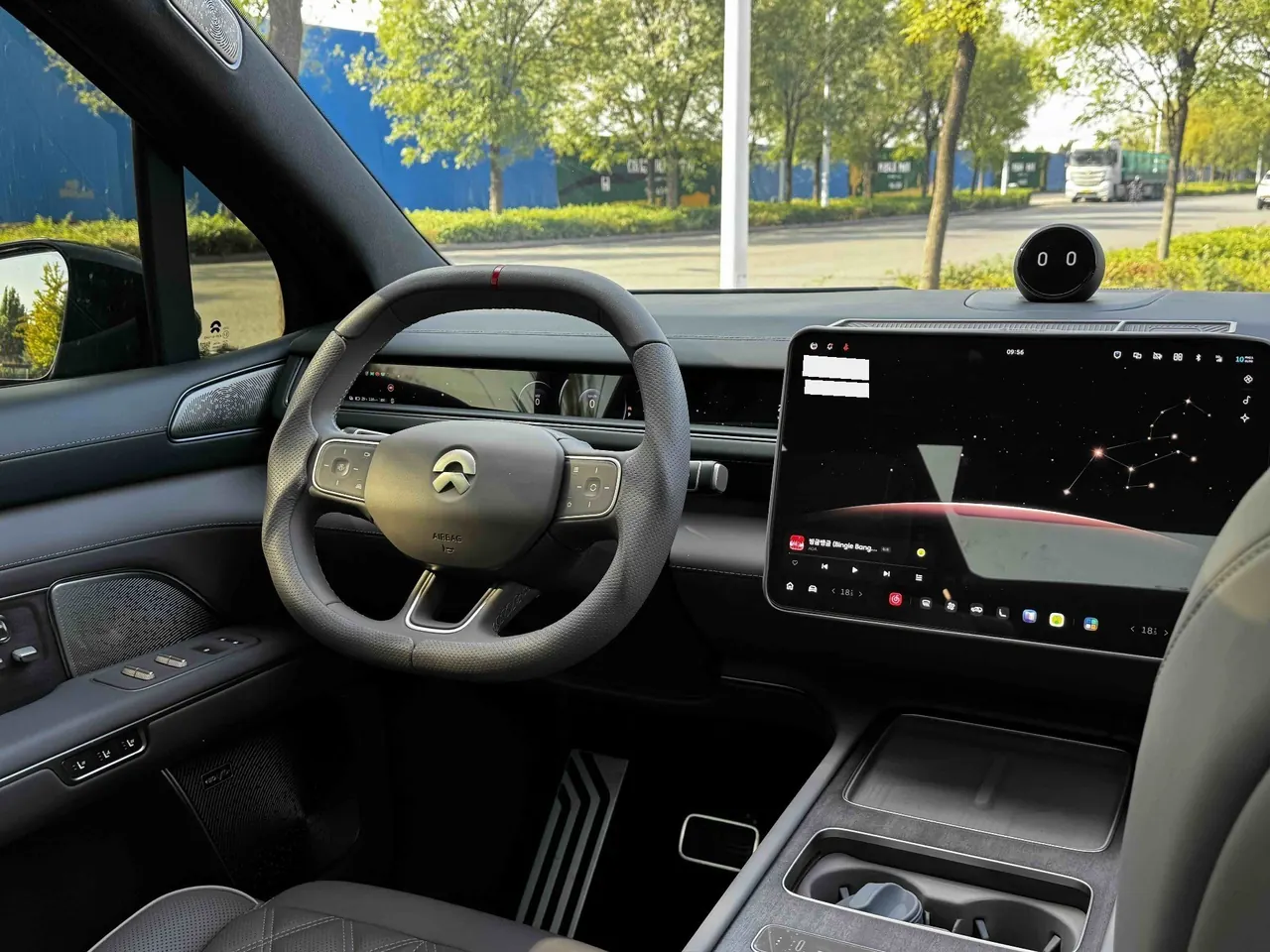 NIO 2026 ES8 6-seat executive deluxe automatic gear 7