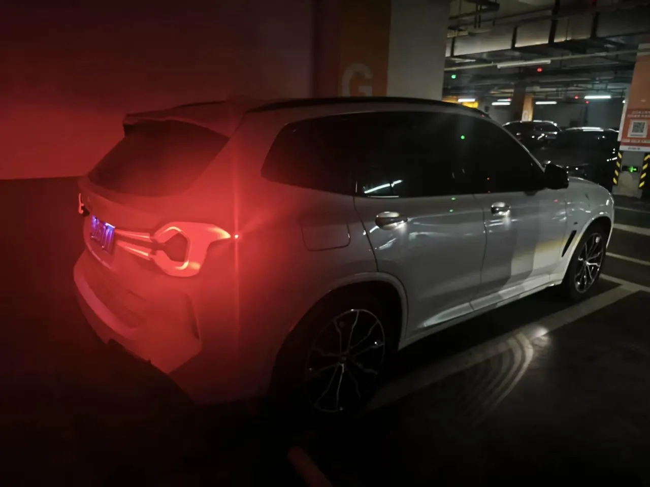 BMW 2023 X3 xDrive30i 2.0T Leading M Obsidian Night Kit (Changed) Automatic Gear 4
