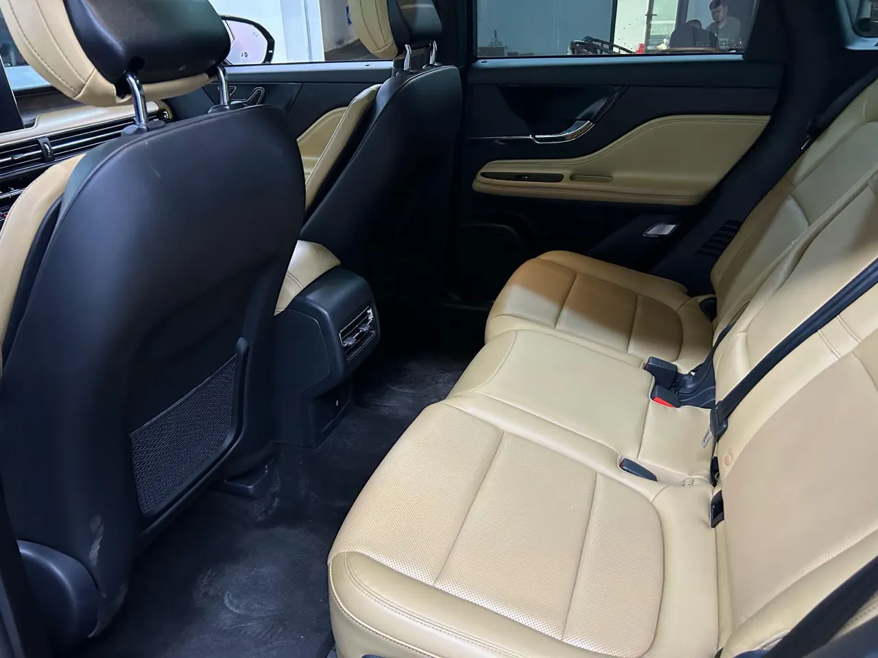 Lincoln 2022 adventurer 2.0T two-wheel drive elegant version (modified) automatic gear 5
