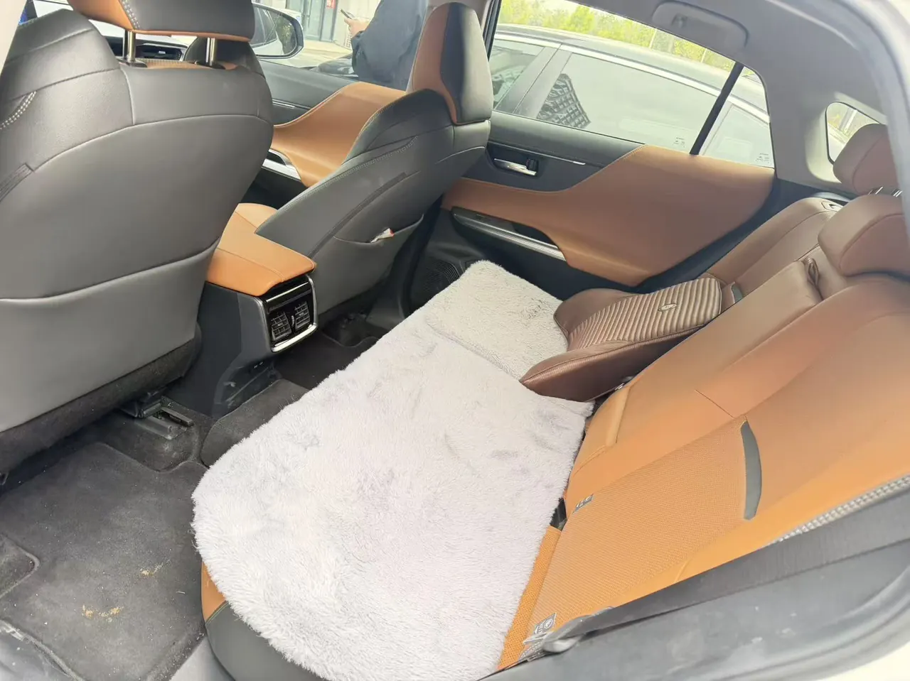 Toyota 2022 Weisa 2.0 Stepless Two-Drive Premium Edition Automatic Gear 7