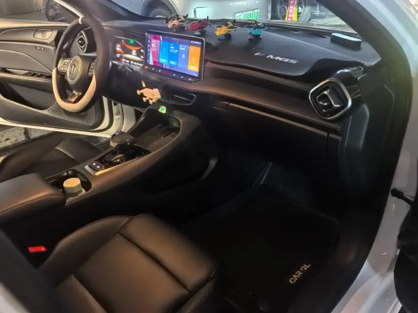 MG 2025 MG5 1.5TGI 300TGI Global Flagship Automatic Gear 9