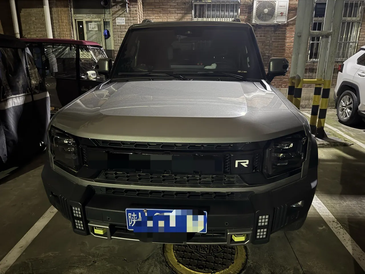 Jetour 2023 Traveler 2.0T 4WD Crossing PRO Automatic Gear 2