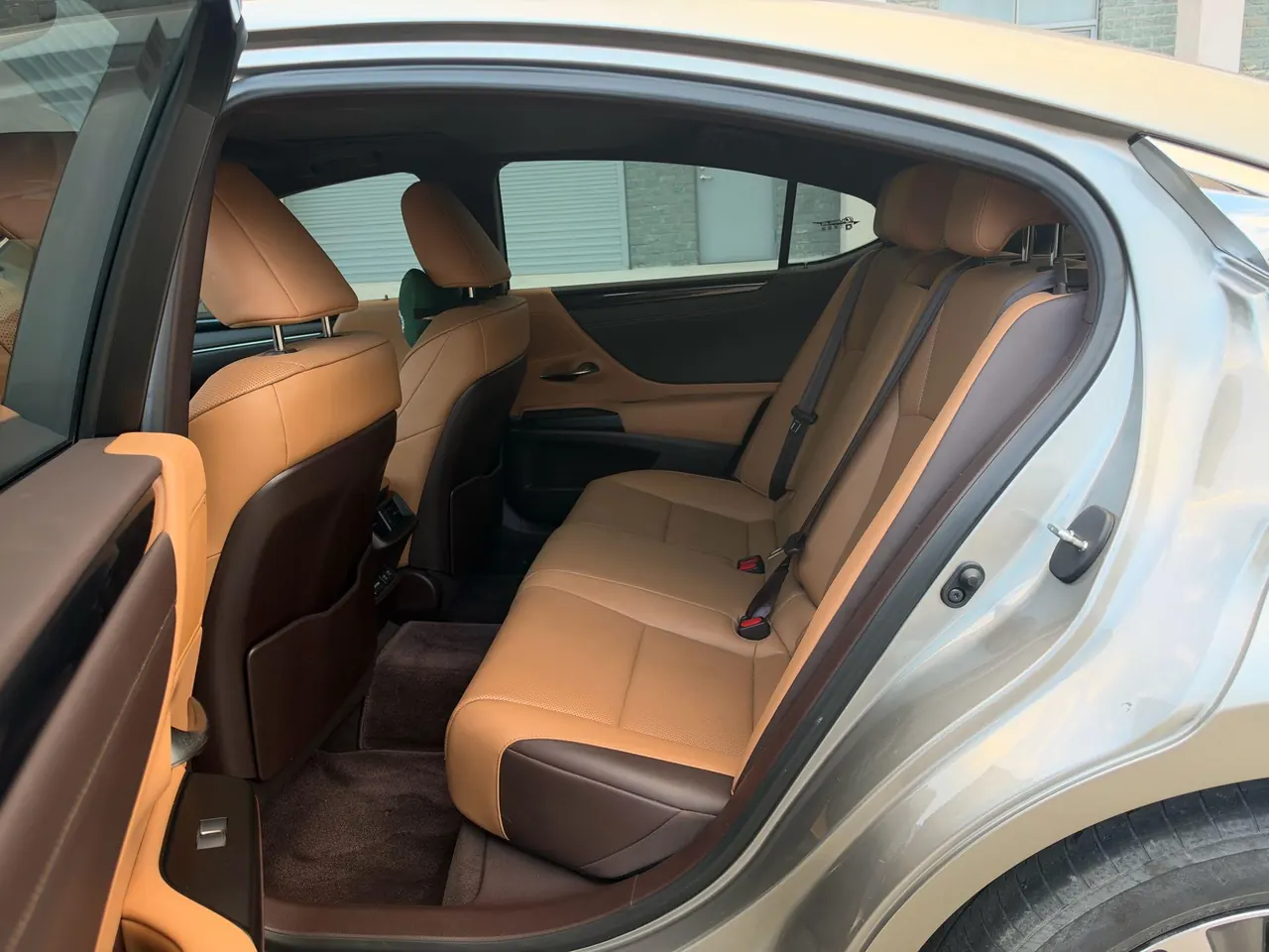 Lexus ES (Imported) 2020 ES200 2.0 Stepless Premium Edition Automatic Gear 5