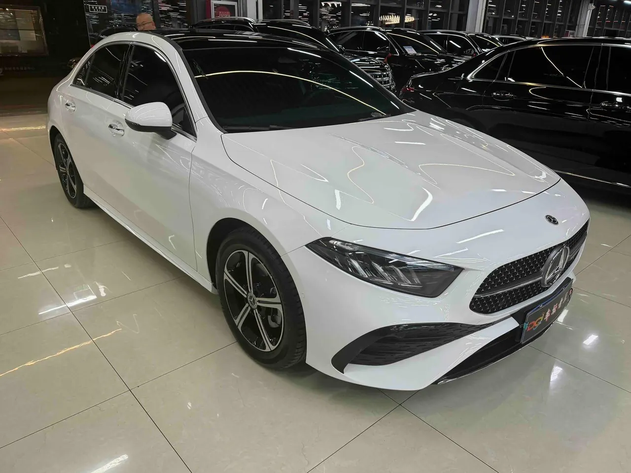 Mercedes Benz Class A 2023 A 200 L 1.3T Fashion Automatic Gear 3