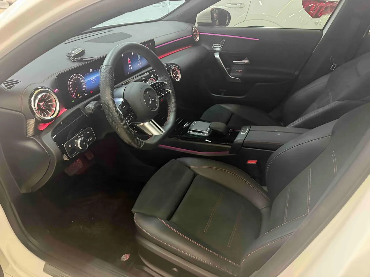 Mercedes Benz Class A 2023 A 200 L 1.3T Fashion Automatic Gear 4