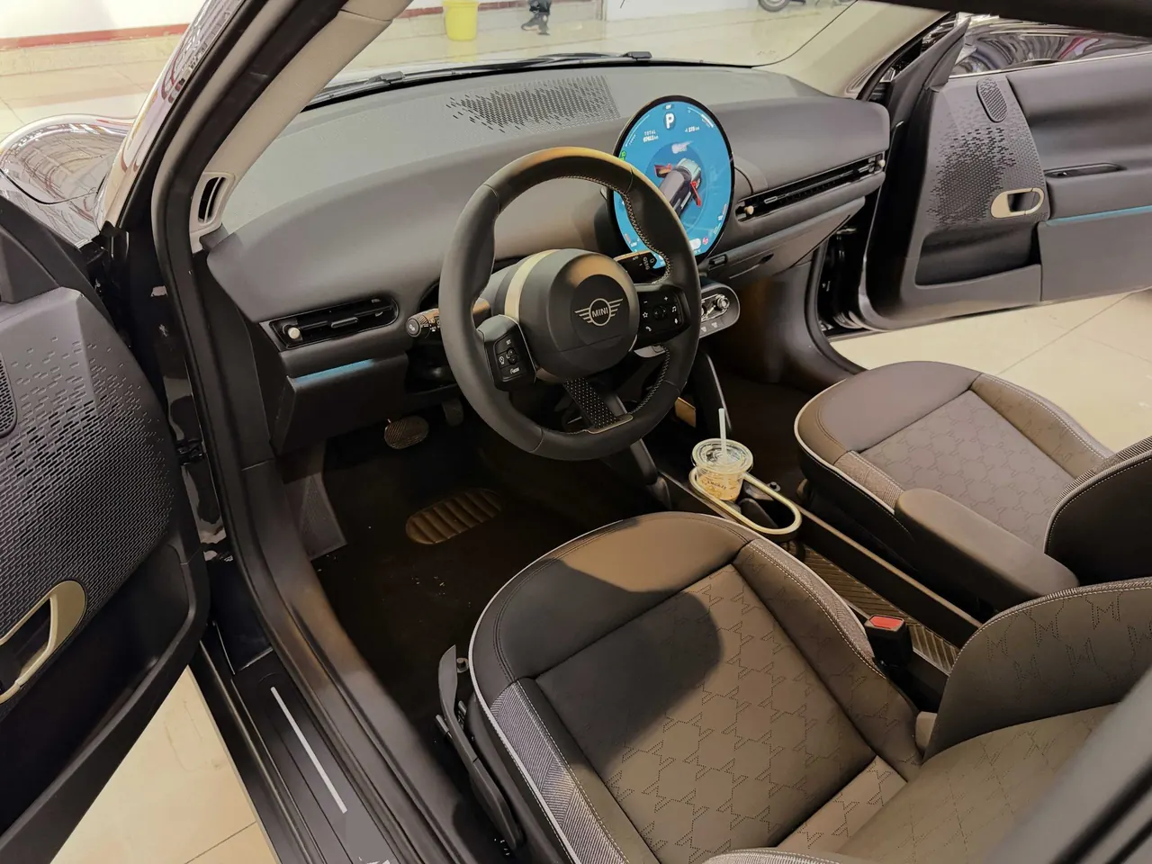 MINI 2026 Mini Cooper E 456km COOPER E Classic Automatic 3