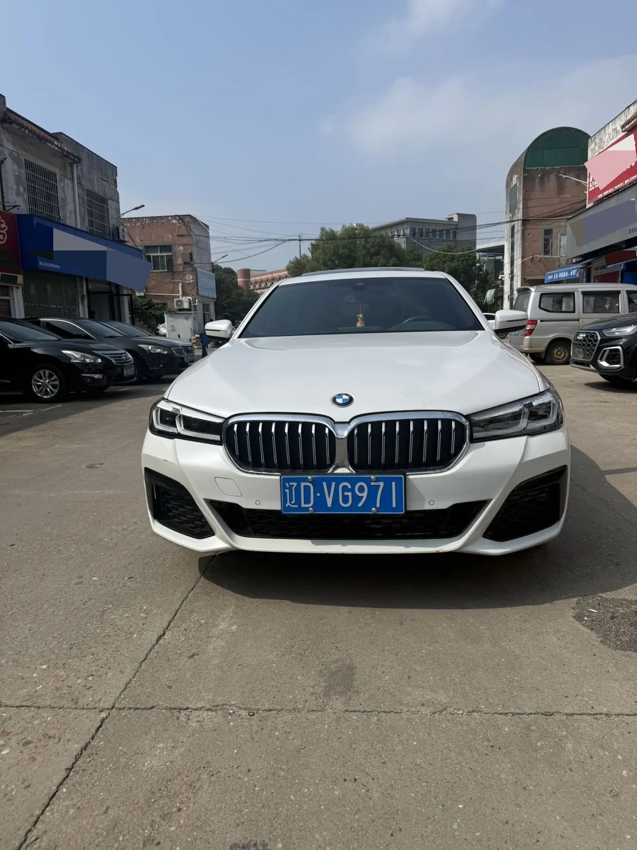 BMW 5 Series 2023 530Li xDrive 2.0T Luxury Suit Automatic Gear 2