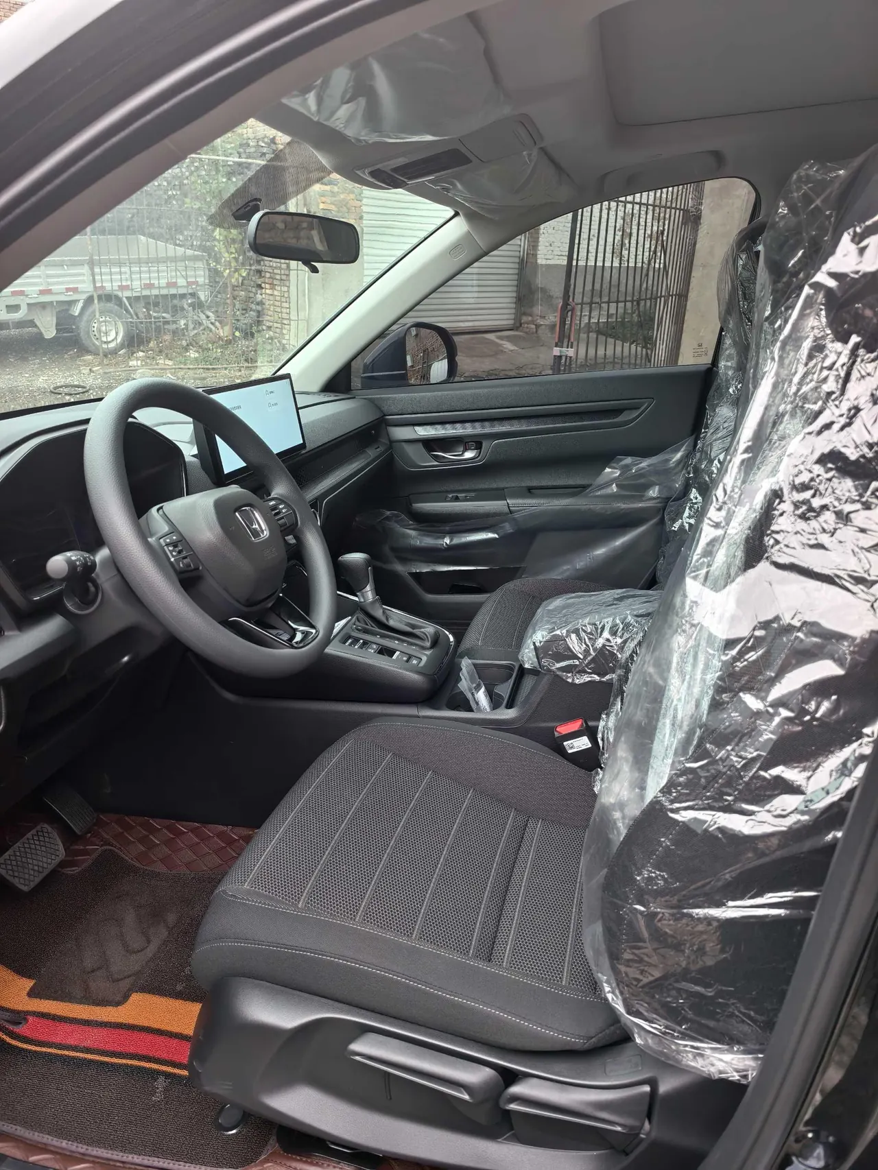 Honda 2026 CR-V 1.5T CVT 240TURBO Global 30-Year Legacy Edition Two-Wheel-Drive Active Model Automatic Transmission 5