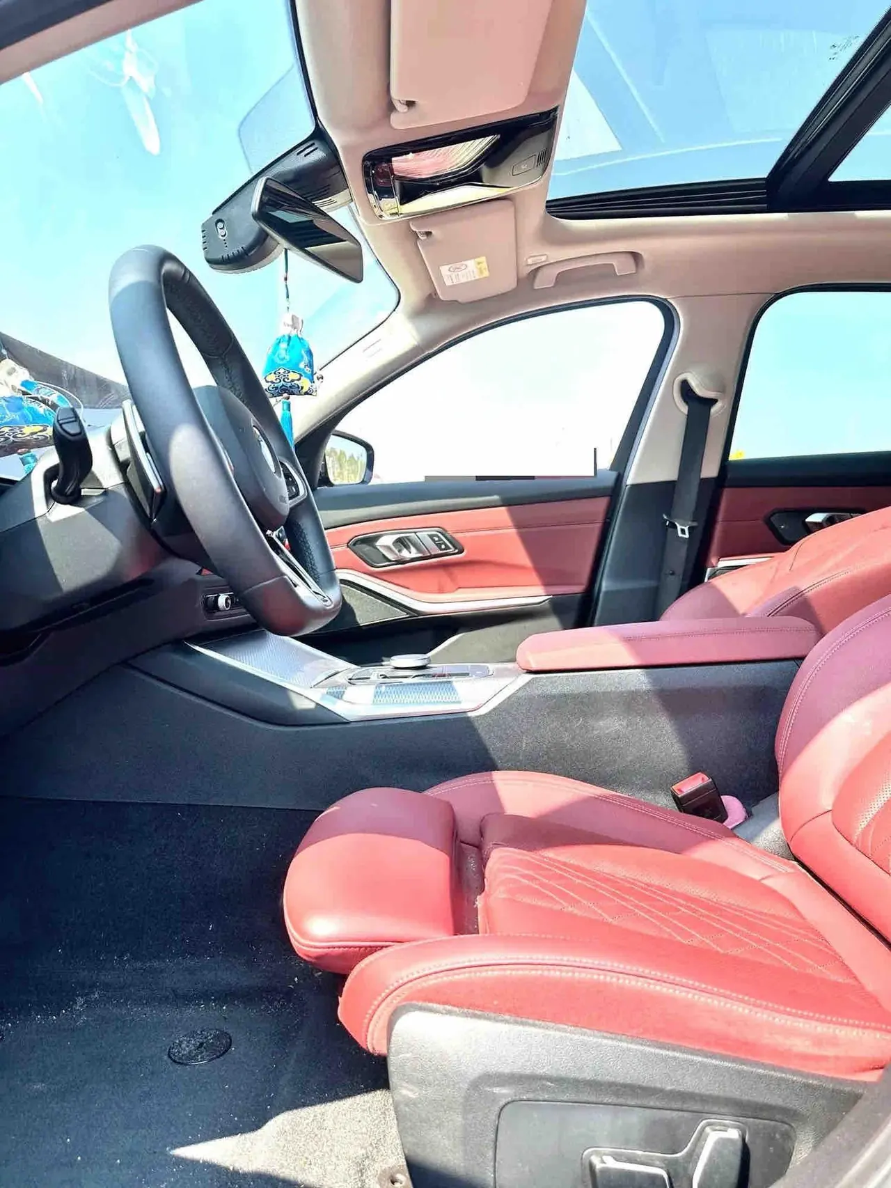 BMW 3 Series 2025 330Li 2.0T M Sports Obsidian Night Suit Automatic Gear 3