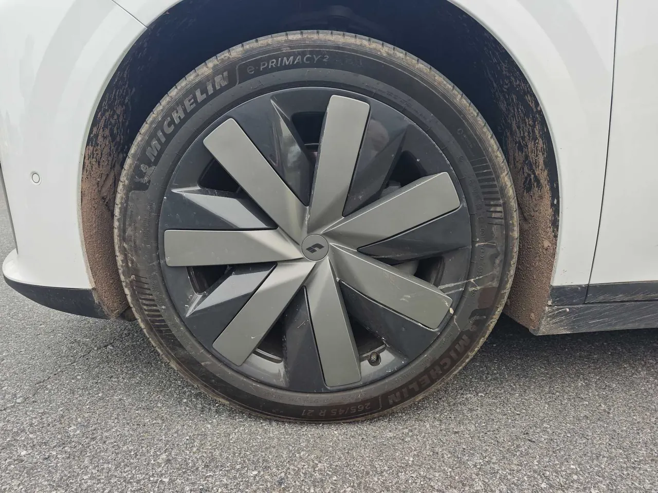 Li 2025 i8 Standard Edition Automatic Gear 15