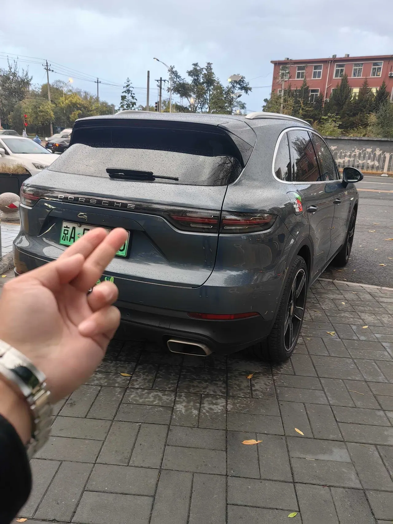 Porsche Cayenne New Energy (Imported) 2020 Cayenne Oil and Electric Hybrid 2.0T Automatic Gear 4