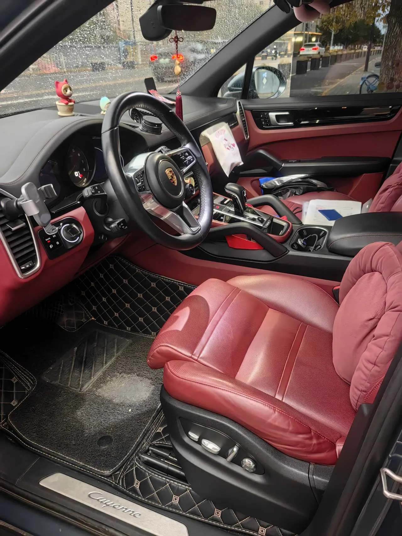 Porsche Cayenne New Energy (Imported) 2020 Cayenne Oil and Electric Hybrid 2.0T Automatic Gear 5