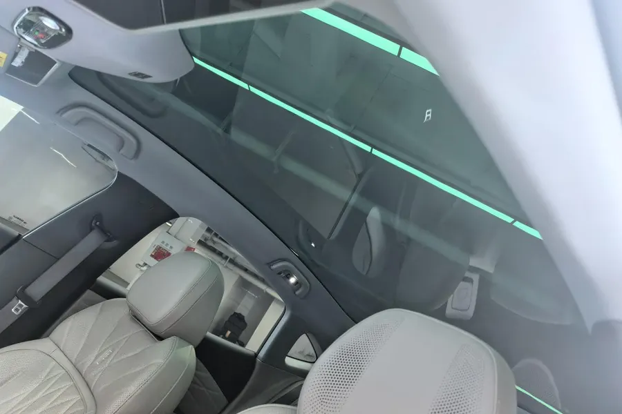 Geely Galaxy 2025 Xingyao 8 EM-i 1.5 130km Premium Edition Automatic Gear 5