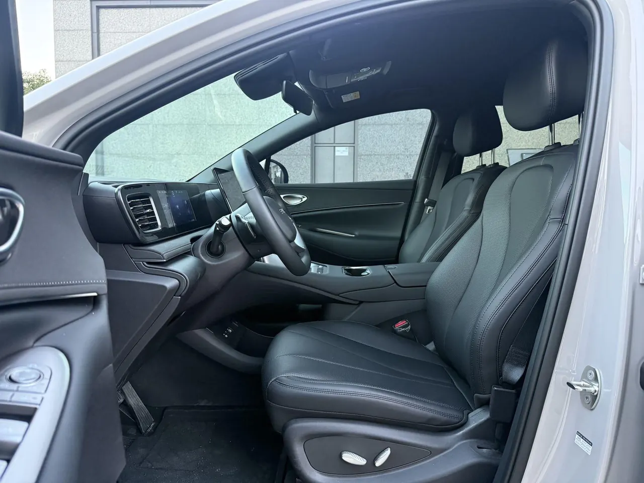 BYD 2025 Sea Lion 06 EV 520 Pilot Edition Automatic Gear 4