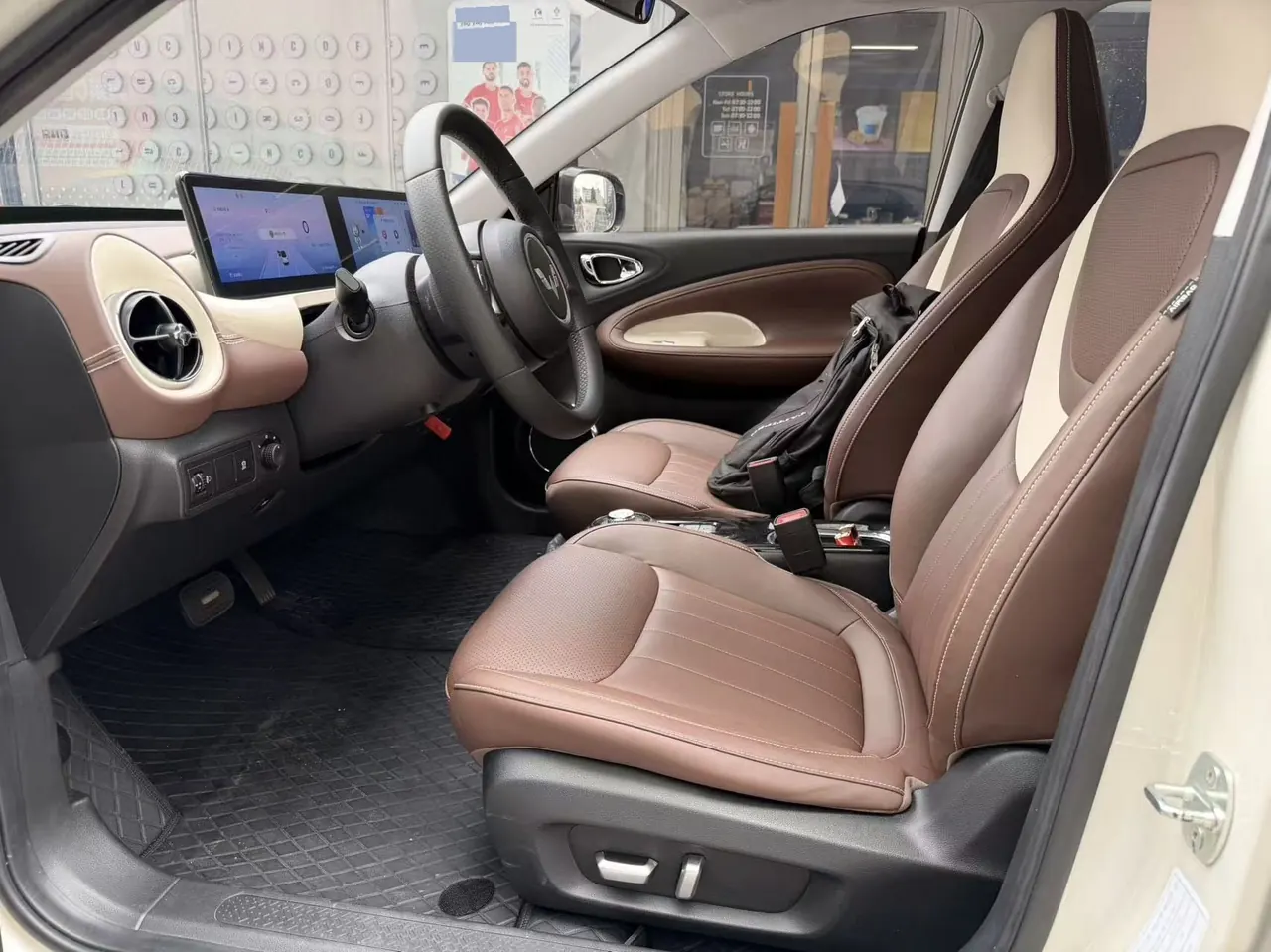 WuLing 2023 Plantronics 410km LingBox Exclusive Automatic Transmission 4