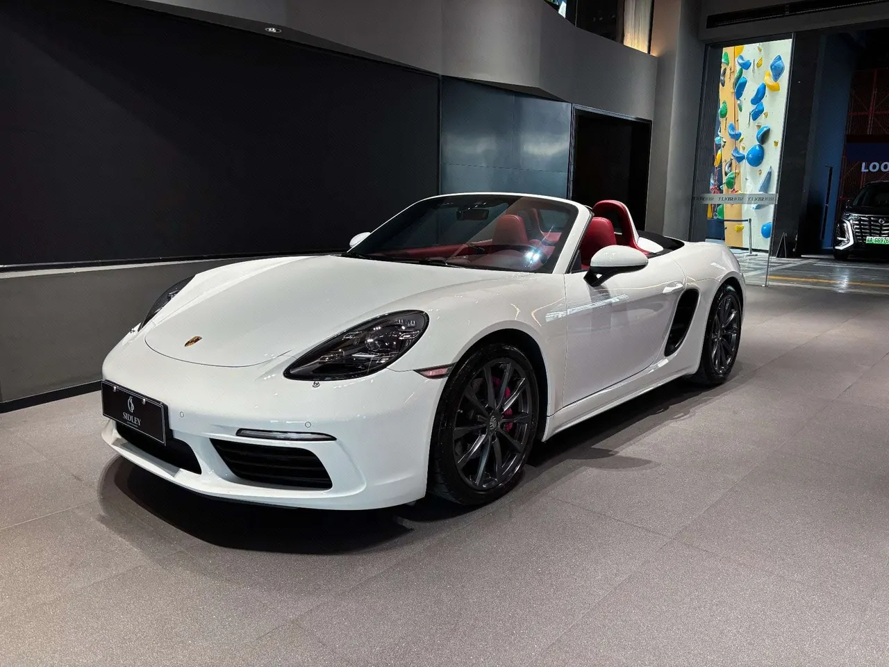 Porsche 718 (Imported) 2020 718 Boxer 2.0T Automatic - View 1