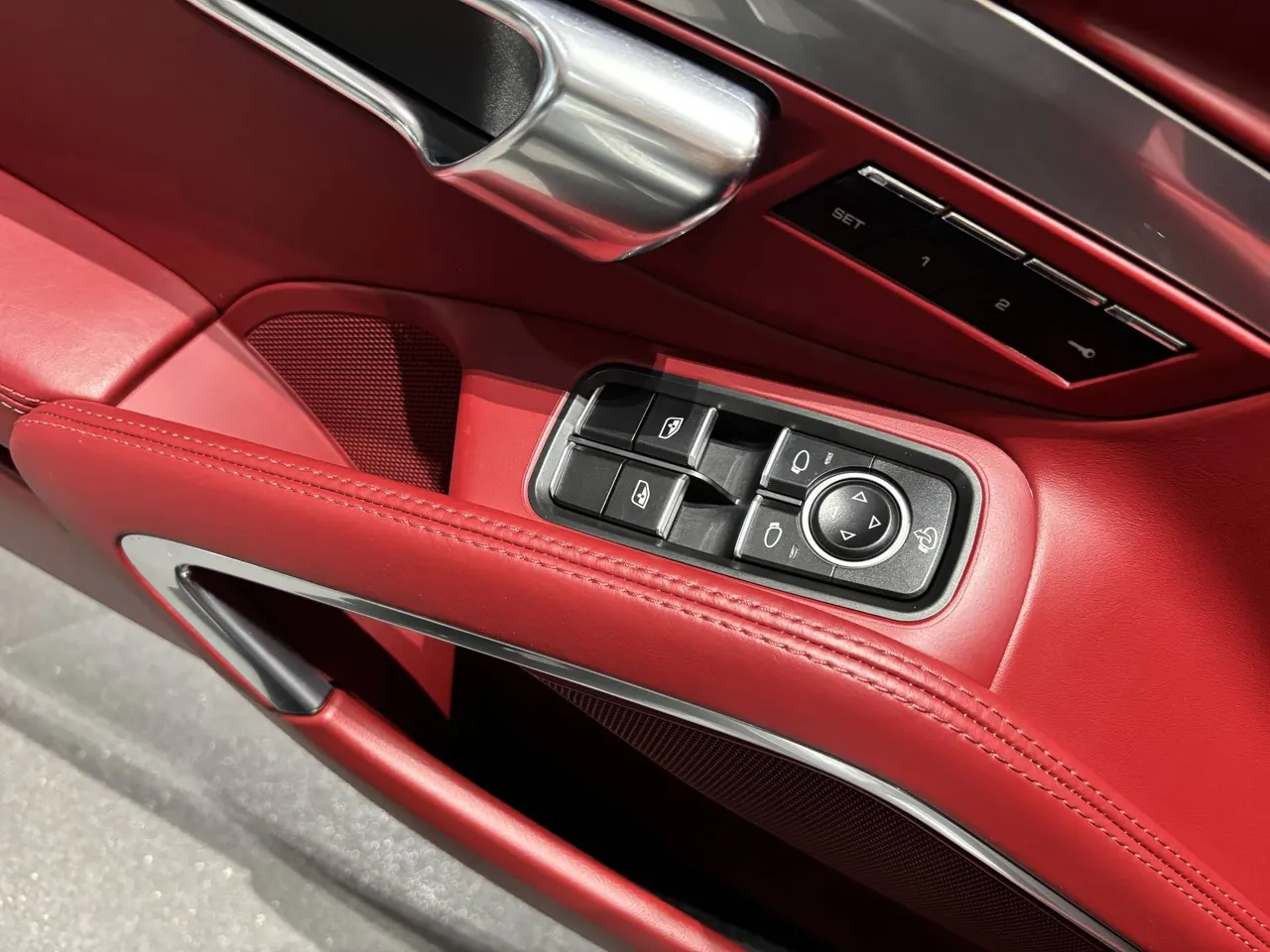 Porsche 718 (Imported) 2020 718 Boxer 2.0T Automatic 9