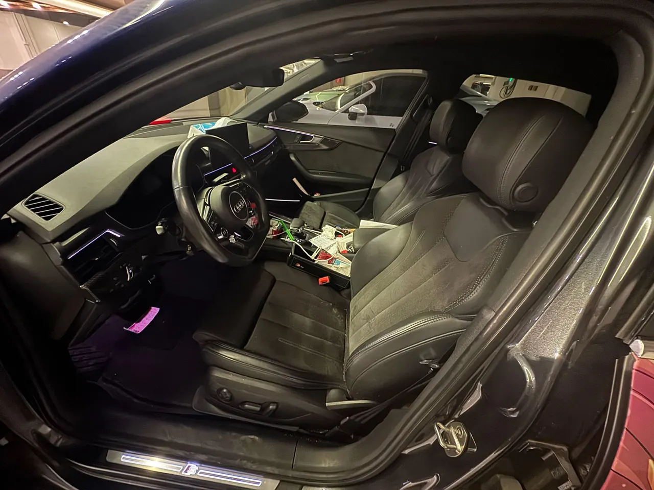 Audi 2020 A4L 2.0TFSI 45TFSI Quattro Selected Dynamic Automatic 4