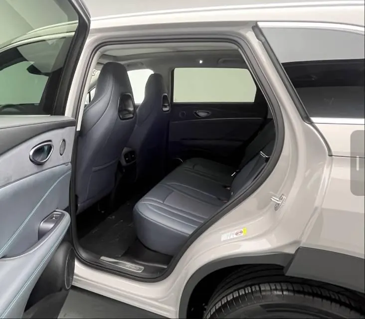 BYD 2025 Sea Lion 07 DM-i 1.5T Stepless 150 Pilot Edition Automatic Gear 5