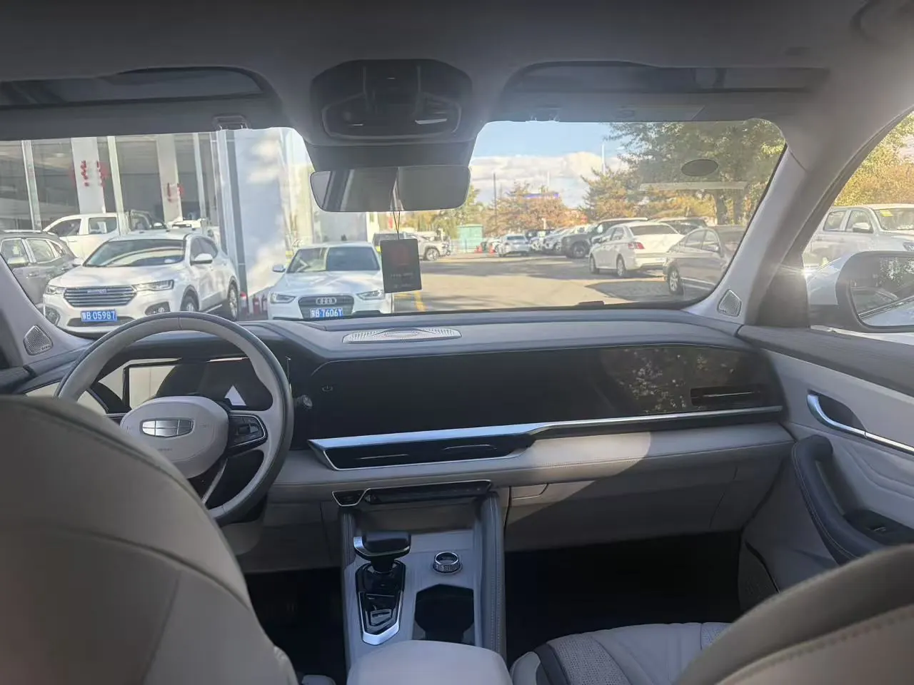 Geely 2024 XingyueL (Monjaro) Zhiqing 1.5T Tiangong Edition Automatic Gear 4