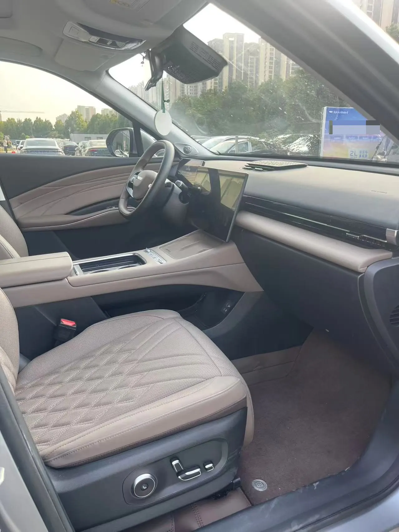 Chery 2026 Ruihu 7L 1.6T Zunshang Automatic Gear 8