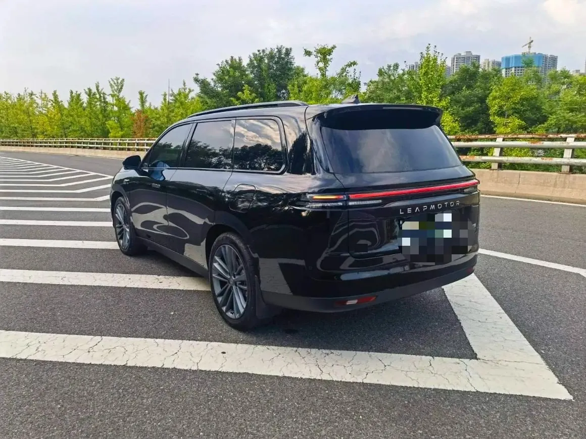 Leapmotor 2026 C 16 280 Laser Radar Zhizun Edition 6-seat Automatic Gear 5