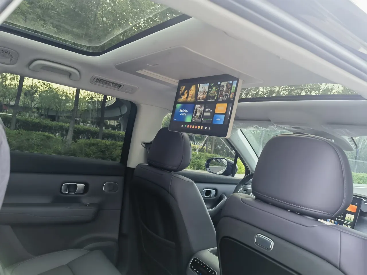 Leapmotor 2026 C 16 280 Laser Radar Zhizun Edition 6-seat Automatic Gear 9