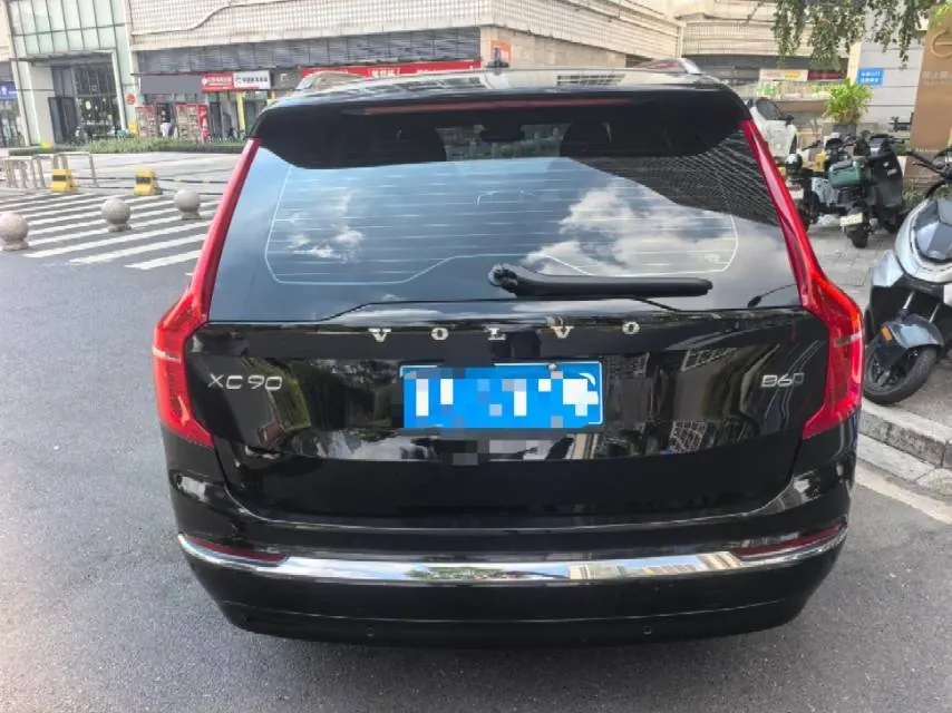 Volvo XC90 (Imported) 2024 XC90 48V 2.0T B6 Zhiya Deluxe Edition 7-seat Automatic Gear 6