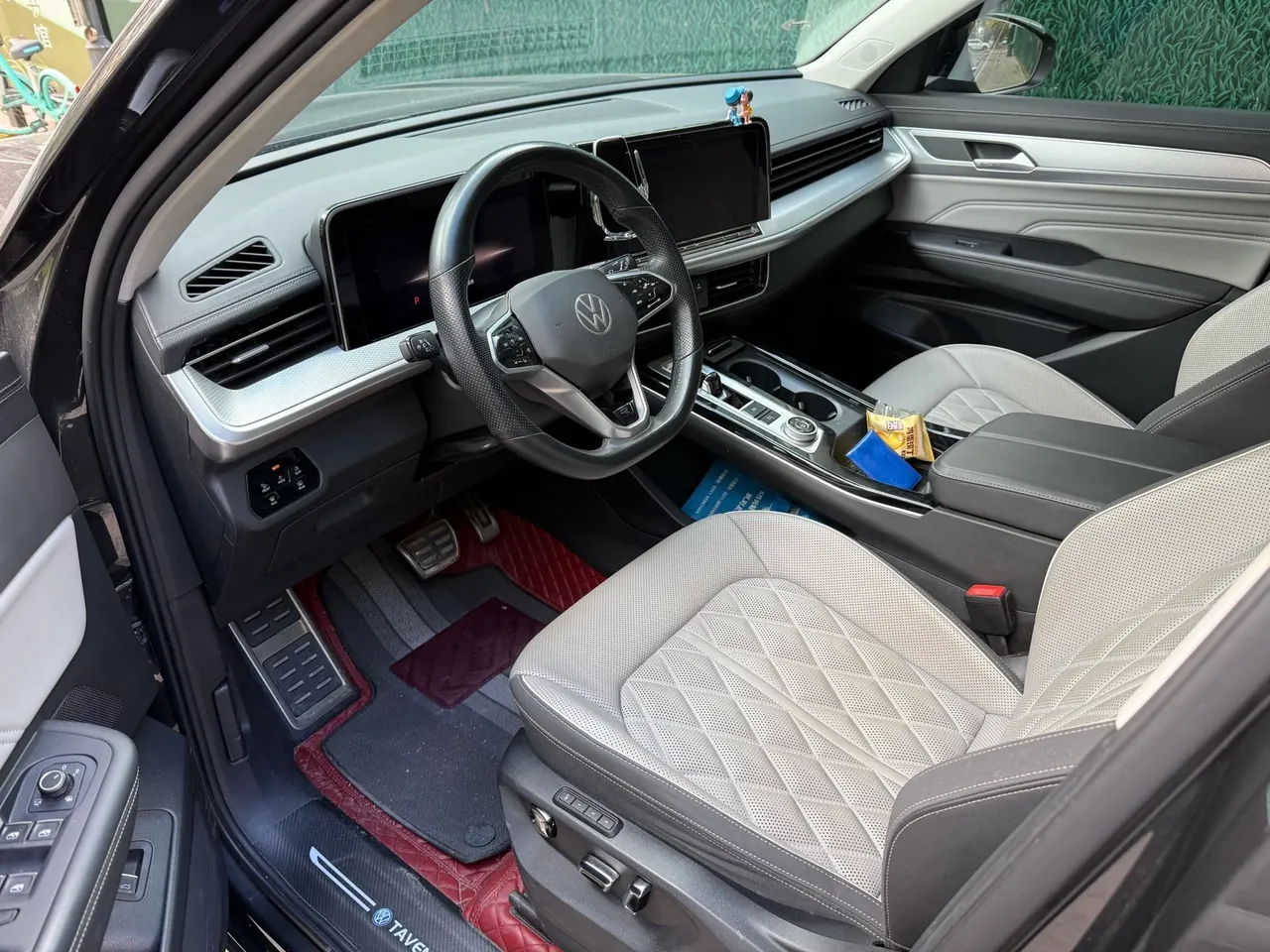 Volkswagen 2024 model tour R-Line 2.0TSI 380TSI four-wheel drive parade version automatic gear 4