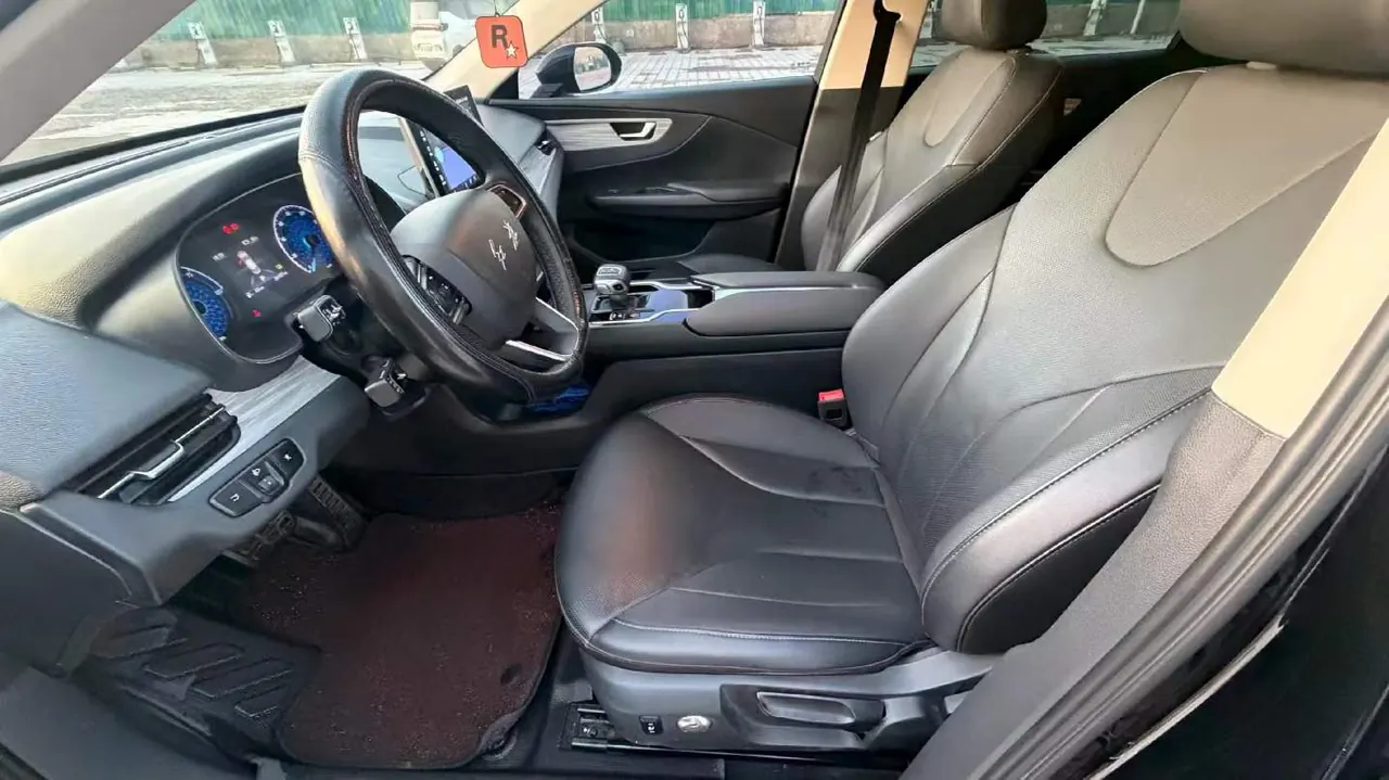 HongQi 2024 E-QM 5 610km PLUS automatic transmission 4