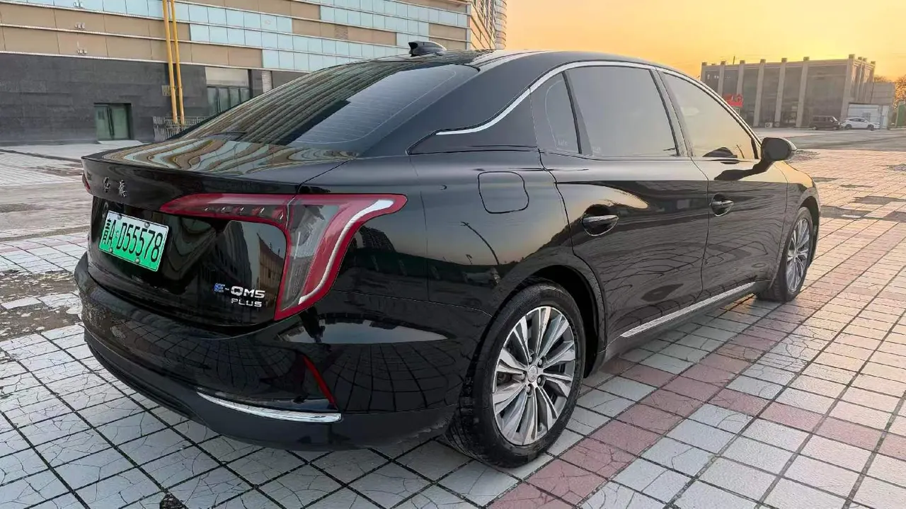 HongQi 2024 E-QM 5 610km PLUS automatic transmission 7