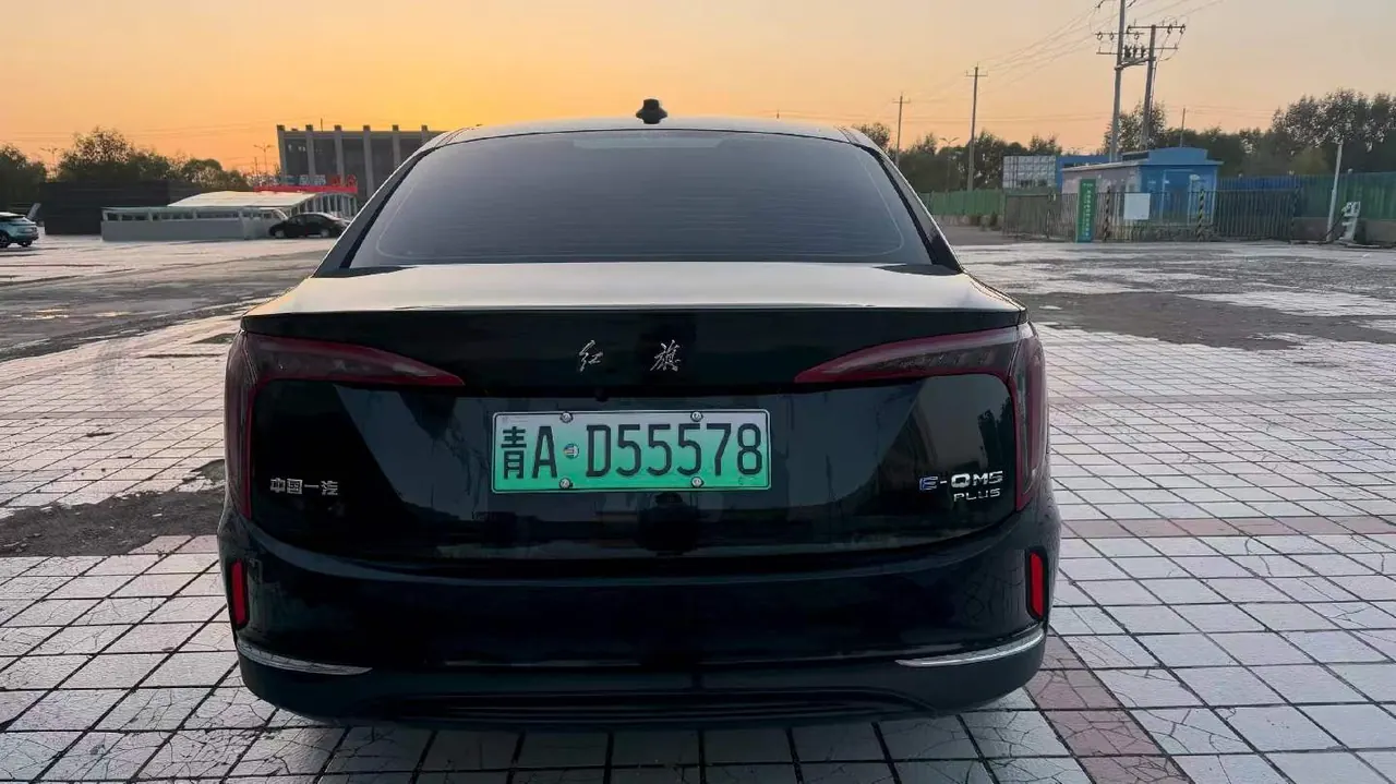 HongQi 2024 E-QM 5 610km PLUS automatic transmission 8