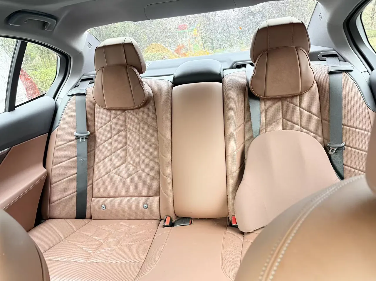 BMW 5 Series 2024 model 530Li 48V 2.0T Leading Edition M Sport Package Automatic 4