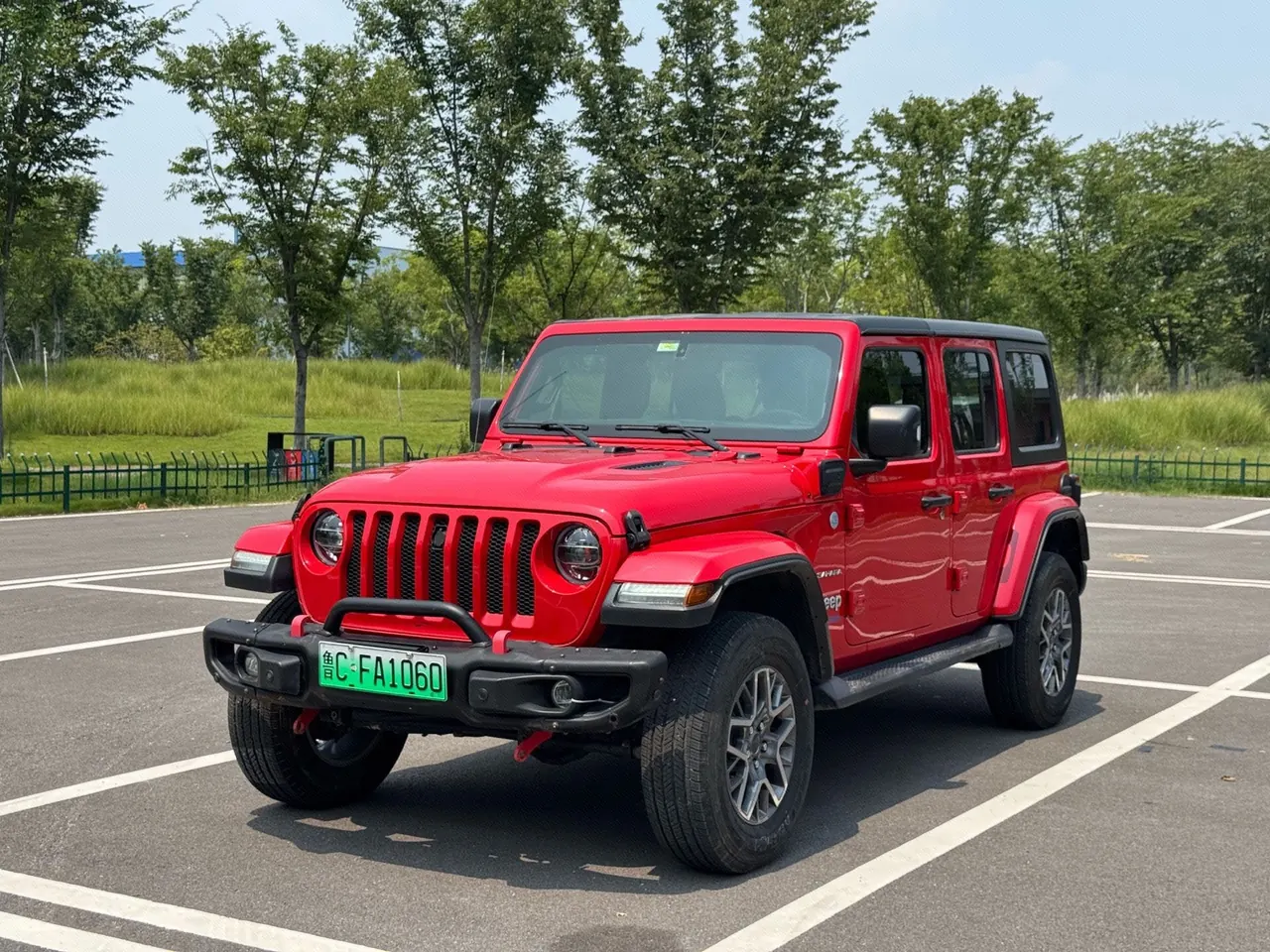 Jeep herdsman New Energy (Imported) 2021 herdsman 4xe 2.0T Sahara Automatic - View 1