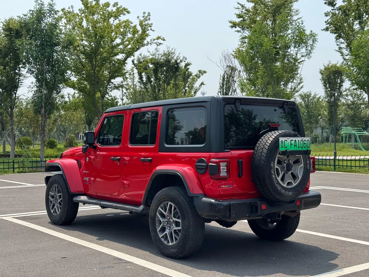 Jeep herdsman New Energy (Imported) 2021 herdsman 4xe 2.0T Sahara Automatic 4