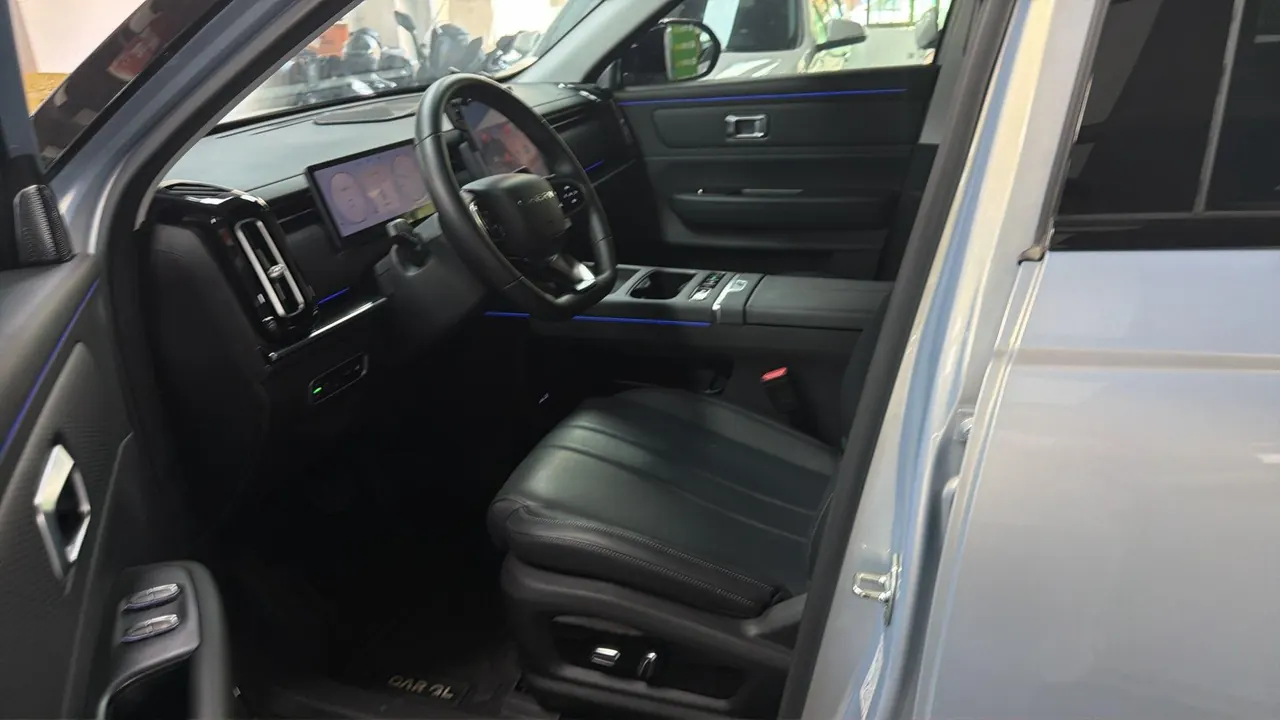 Chery 2024 Explore 06 C- DM 1.5T Luxury Automatic Gear 2