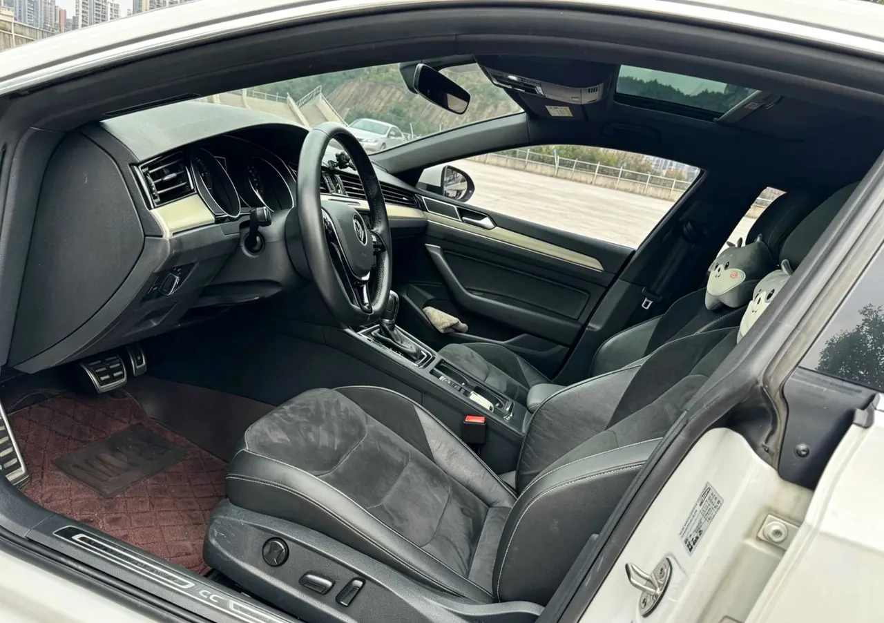 Volkswagen 2020 CC 2.0TSI 330TSI Huayan Edition Automatic Gear 5