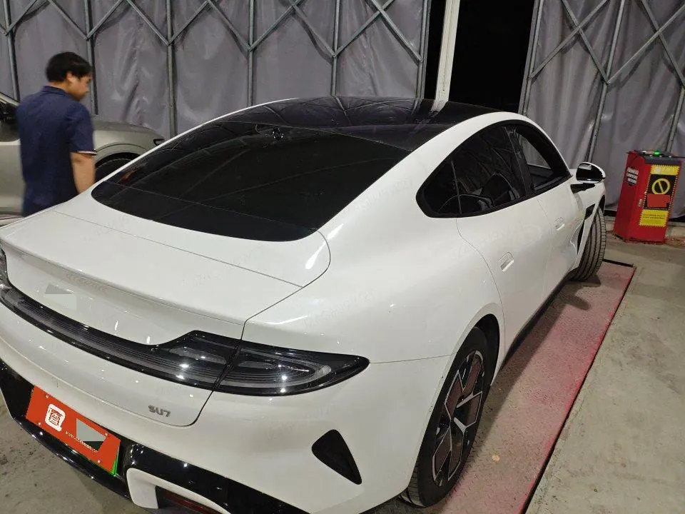 MI 2024 SU 7 830km Rear Drive Ultra Long Endurance High-end Smart Drive Pro Edition Automatic Gear 10