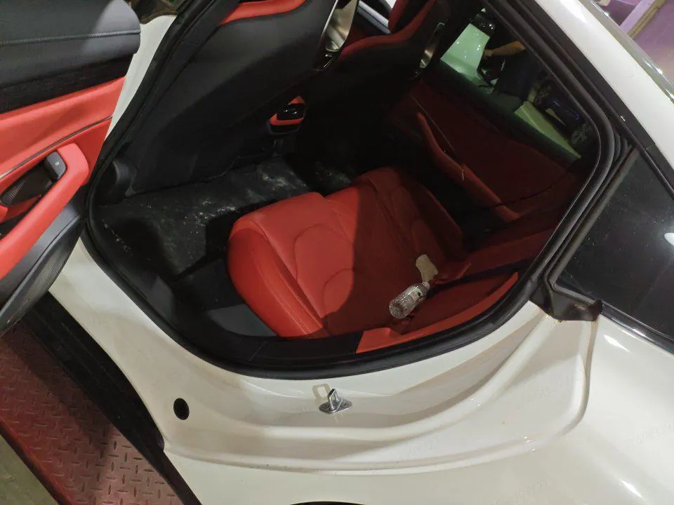 MI 2024 SU 7 830km Rear Drive Ultra Long Endurance High-end Smart Drive Pro Edition Automatic Gear 3