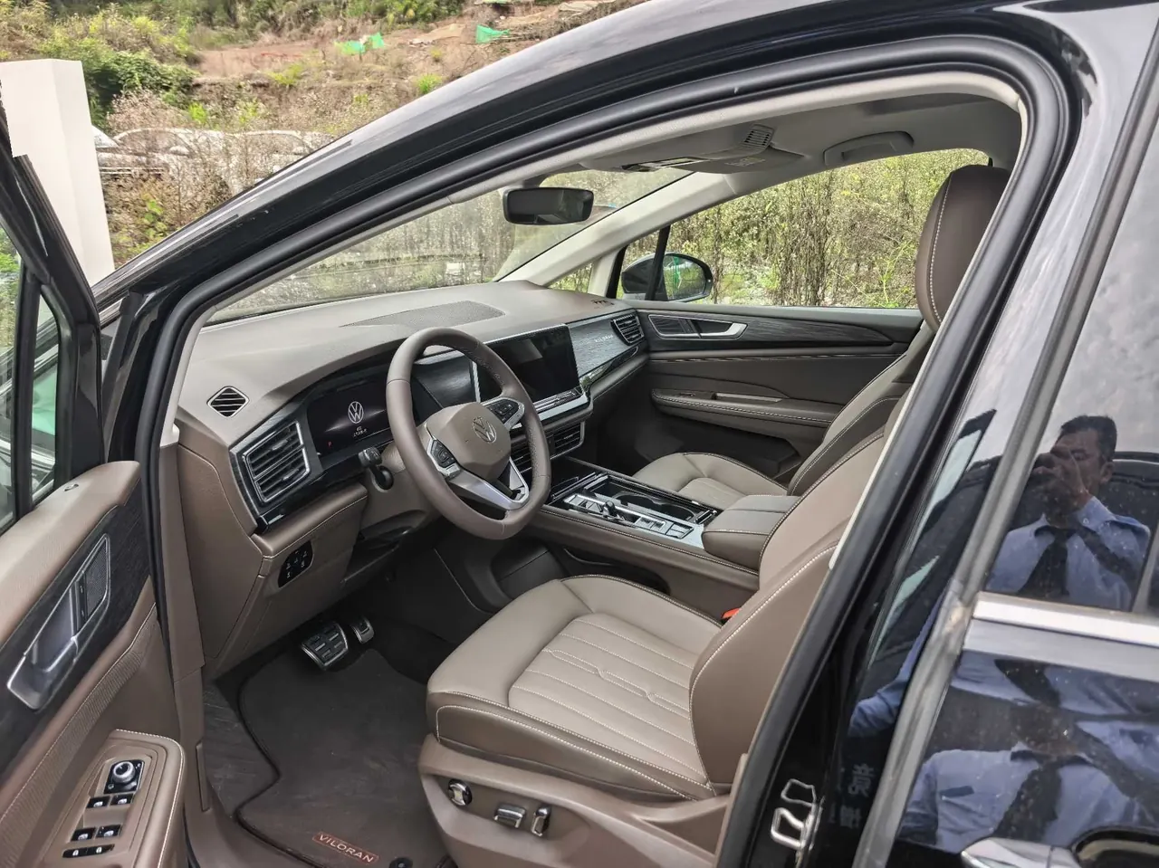Volkswagen 2024 Wei (Viloran) 2.0TSI 380TSI Zunchi Edition Automatic Gear 2