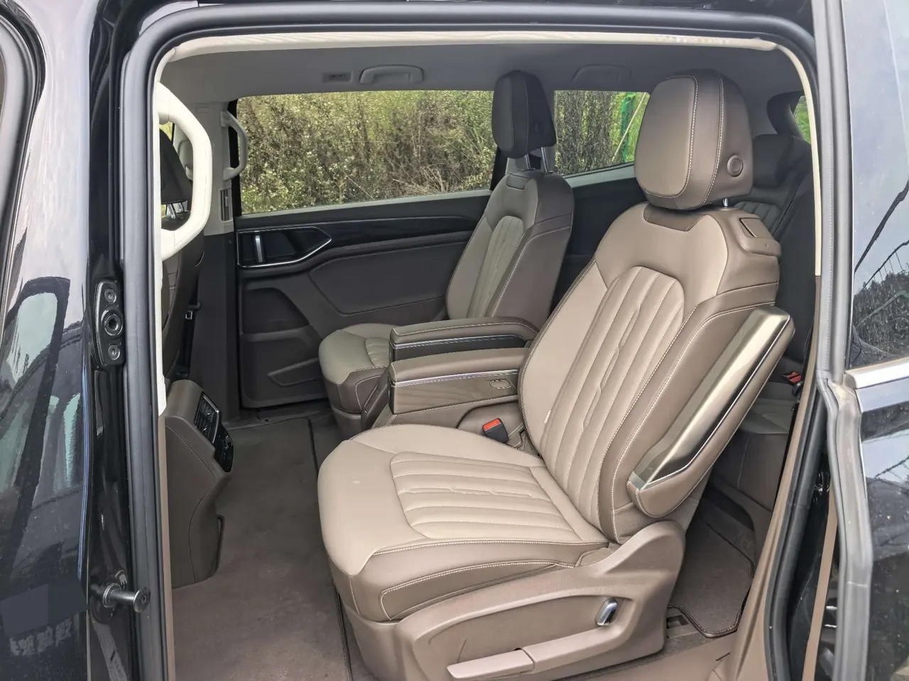 Volkswagen 2024 Wei (Viloran) 2.0TSI 380TSI Zunchi Edition Automatic Gear 3