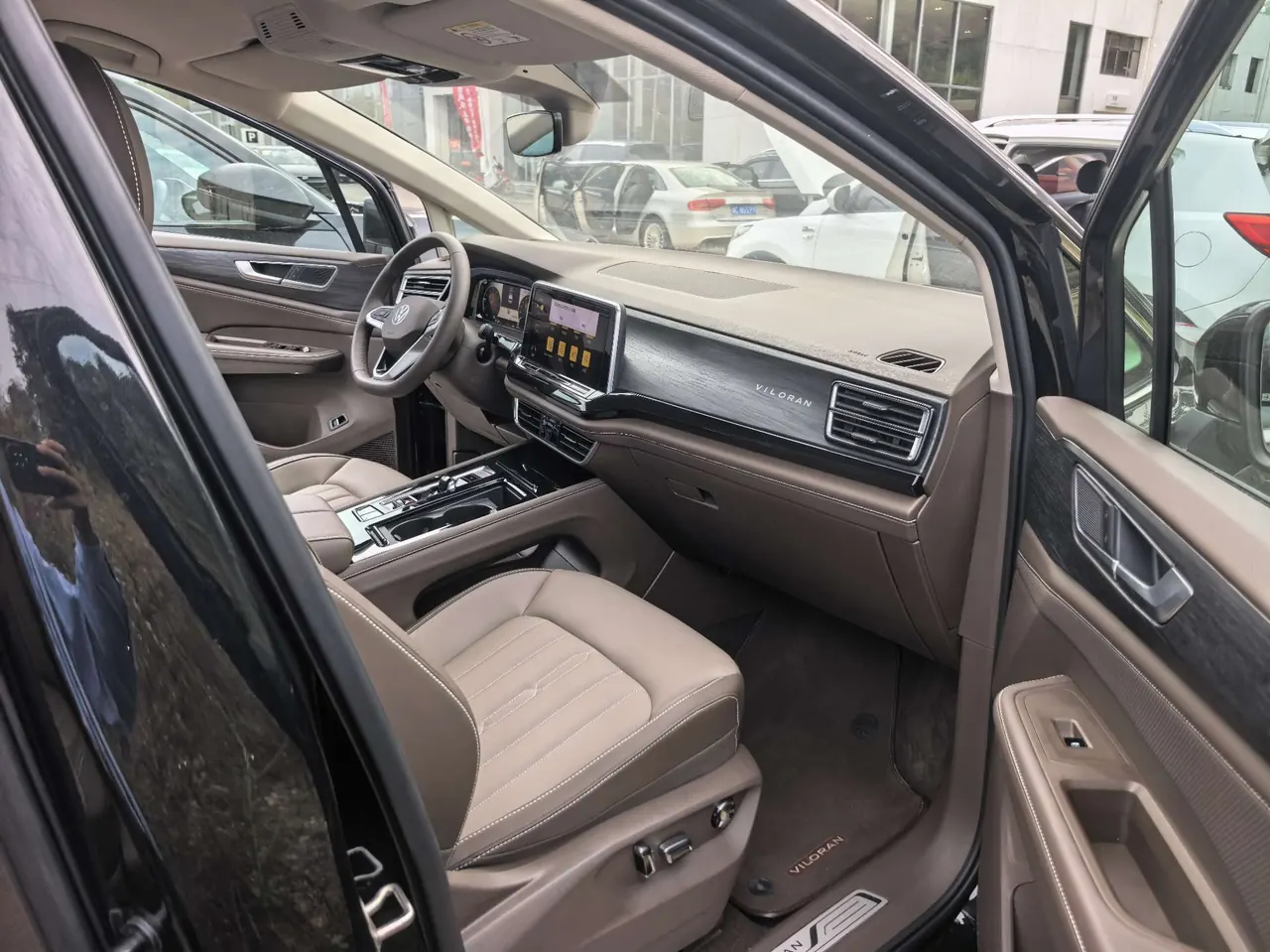 Volkswagen 2024 Wei (Viloran) 2.0TSI 380TSI Zunchi Edition Automatic Gear 5