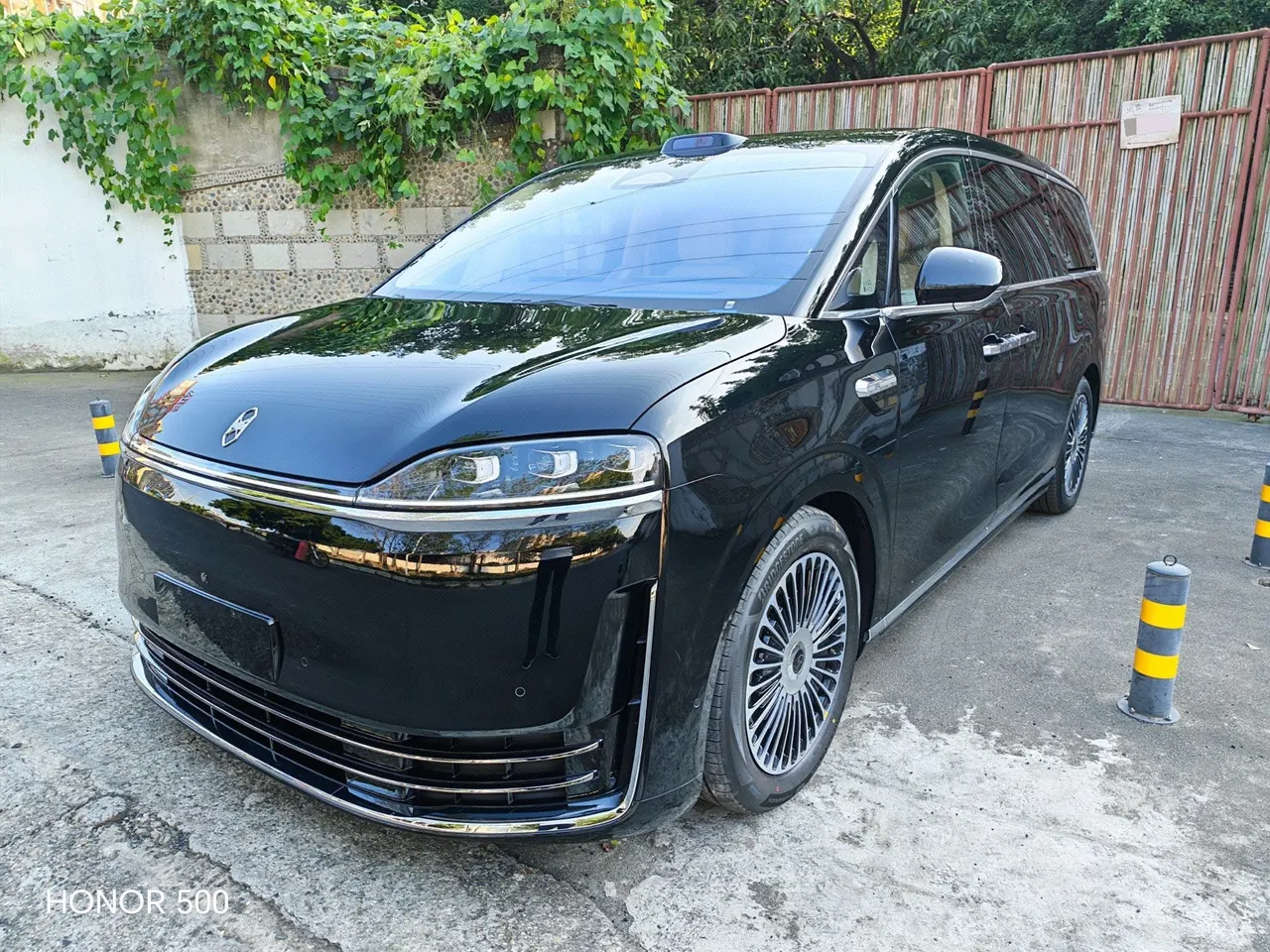 Intellectual 2026 V9 Ultra Automatic Transmission - View 1