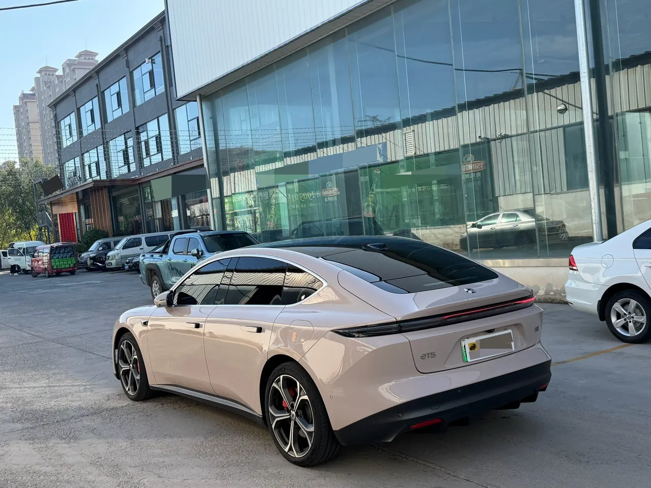 NIO 2024 ET5 75kWh automatic gear 7