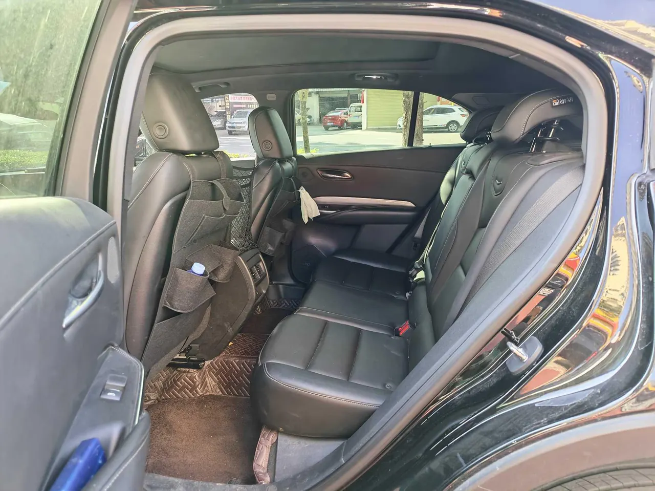 Cadillac 2024 XT4 48V 2.0T 28T Two-Drive Luxury Automatic Gear 4