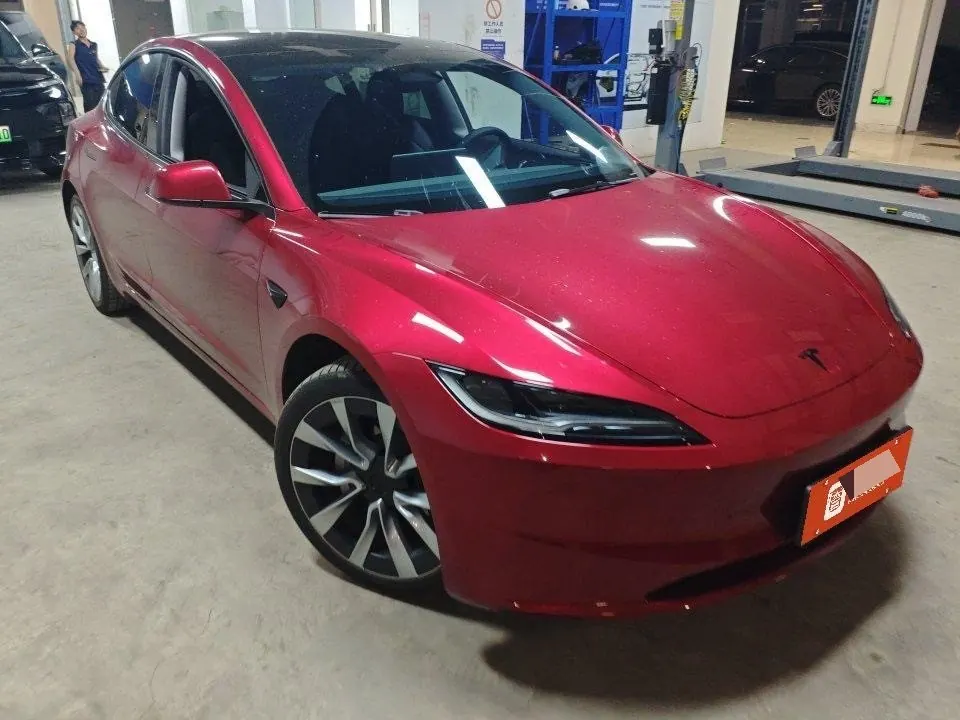 Tesla 2025 Model 3 Rear-Wheel-Drive Edition (facelift) Automatic Transmission 2